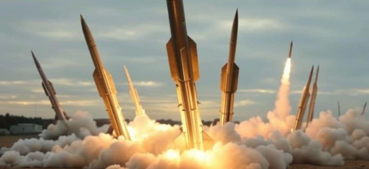 Las potencias nucleares de Europa se alinean con Estados Unidos y crece el riesgo de guerra: “Tomaremos medidas… para destruir la capacidad de Irán”