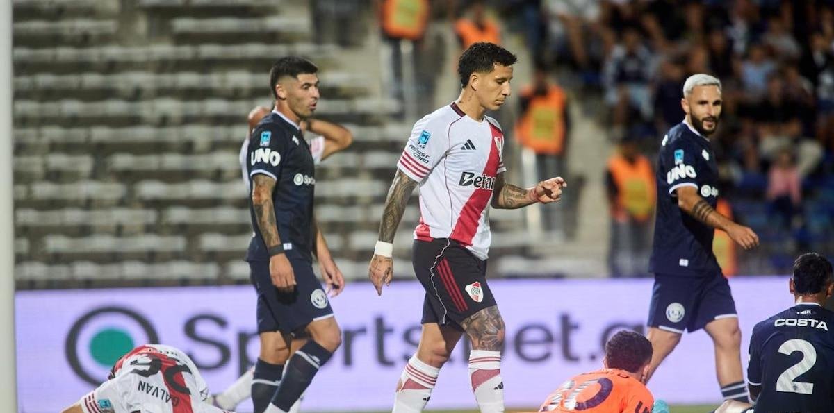 Independiente Rivadavia y River igualaron 1 a 1: se destacó Santiago Beltrán, con tres grandes atajadas