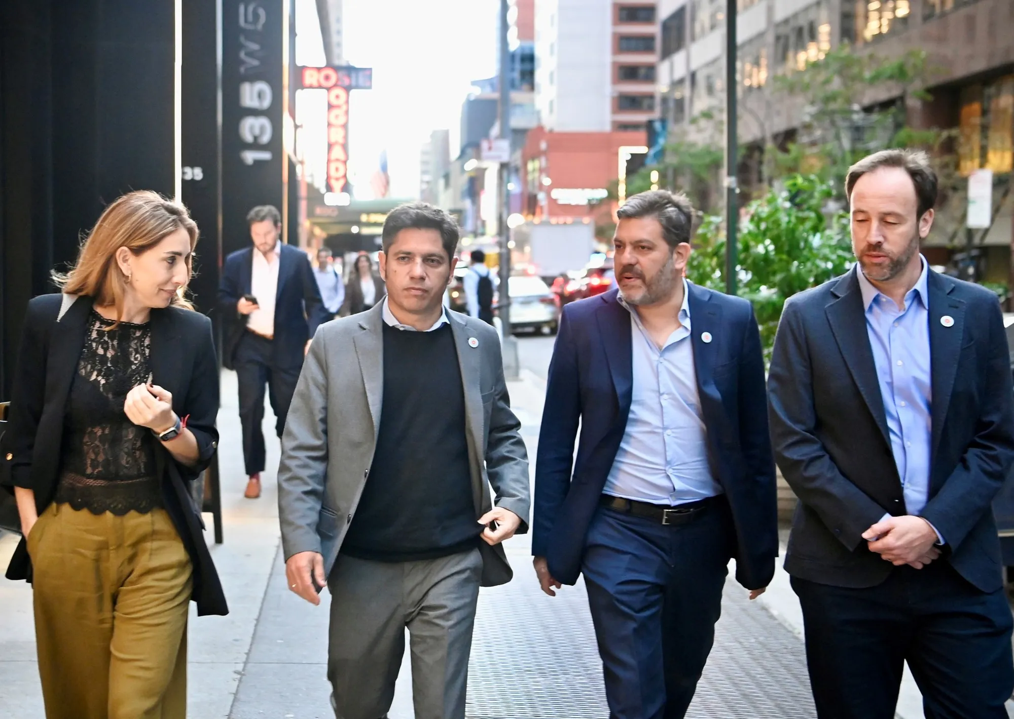 Kicillof en Nueva York: reuniones con fondos de inversión y empresarios, con críticas a Milei y al RIGI