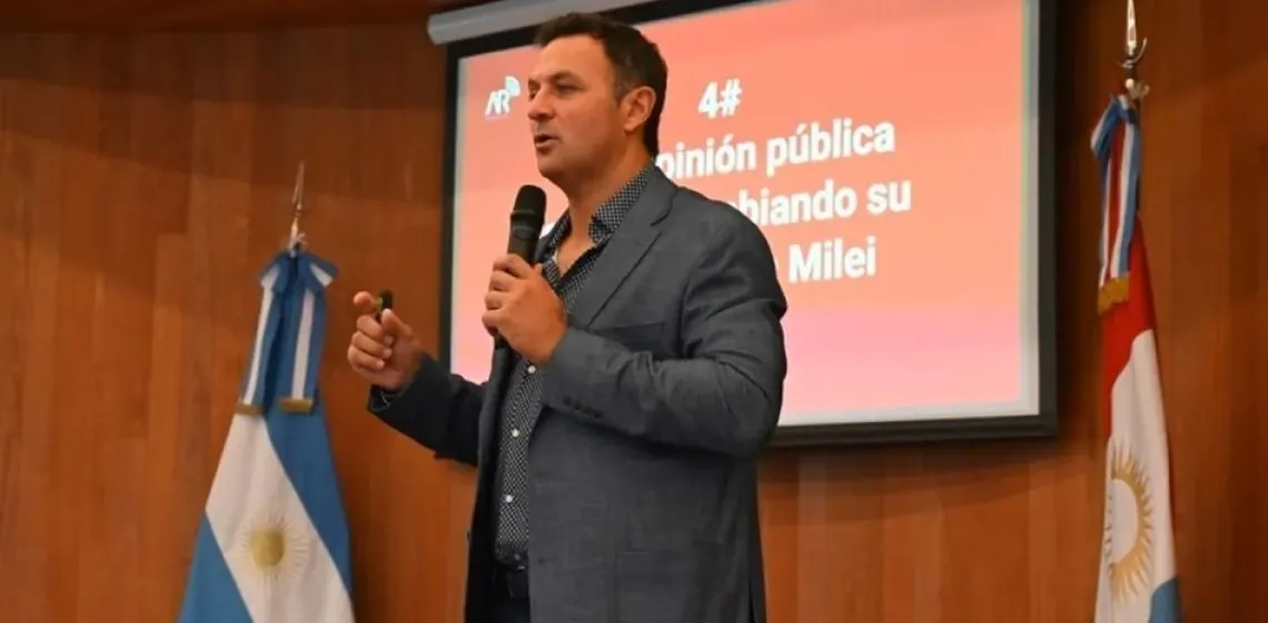 “No veo un ‘riesgo Milei’ similar al ‘riesgo kuka’, pero los errores lo están golpeando mucho”
