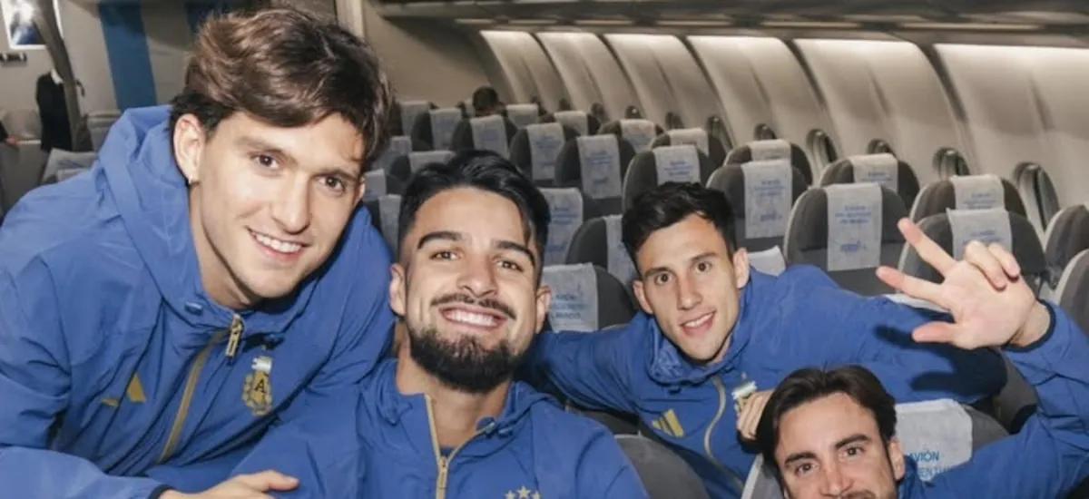 La selección argentina aterrizó en Estados Unidos para afrontar la preparación final antes del Mundial 2026