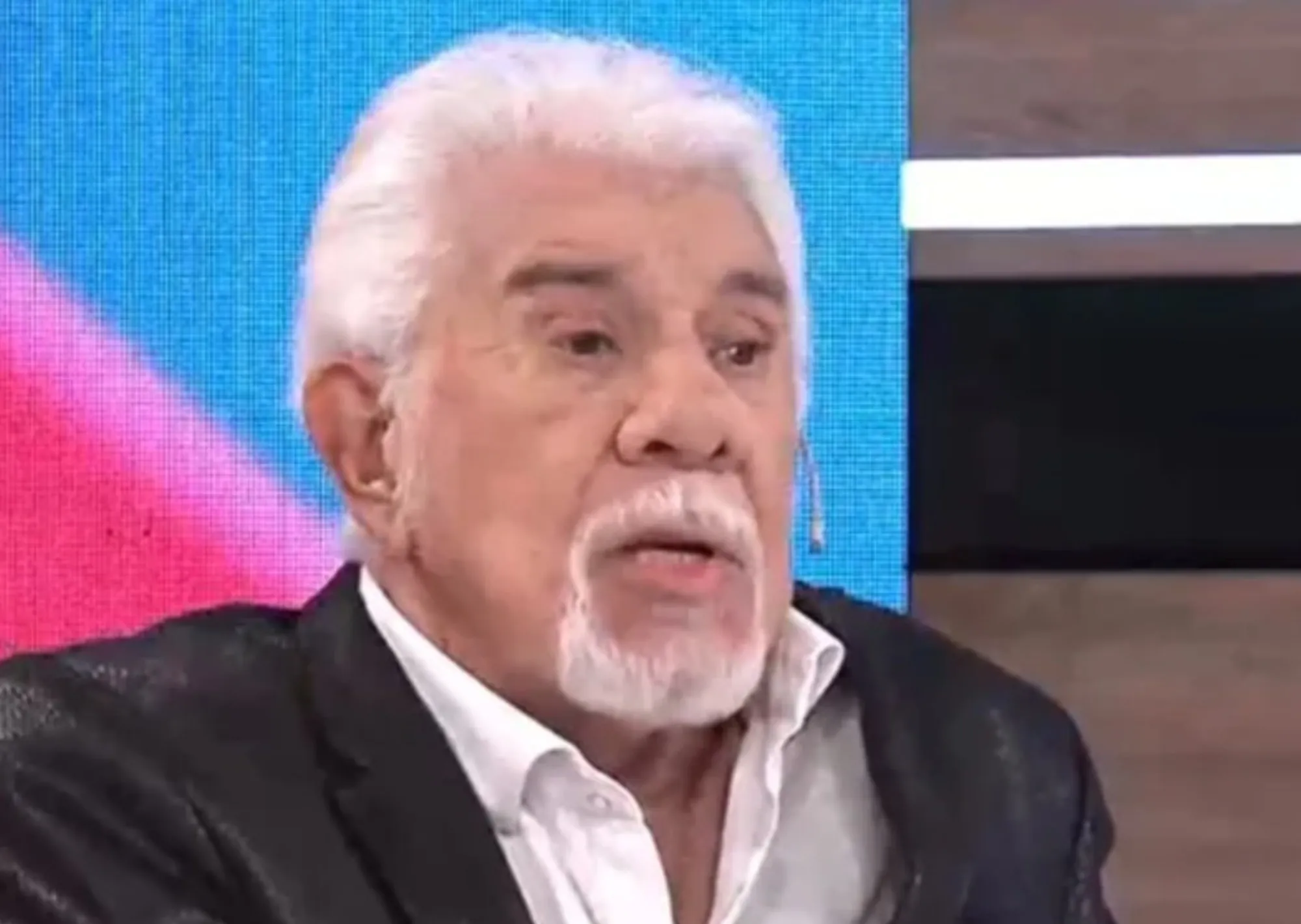 Raúl Lavié sufrió un accidente en un estudio de TV y generó preocupación: "Fue un golpe fuerte"