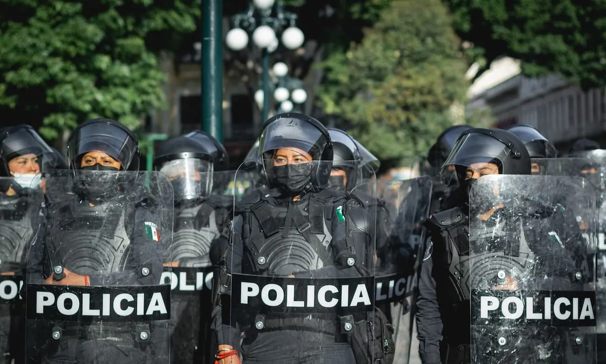 Un comando armado asesinó a 10 personas en un rancho y las autoridades investigan un posible conflicto familiar