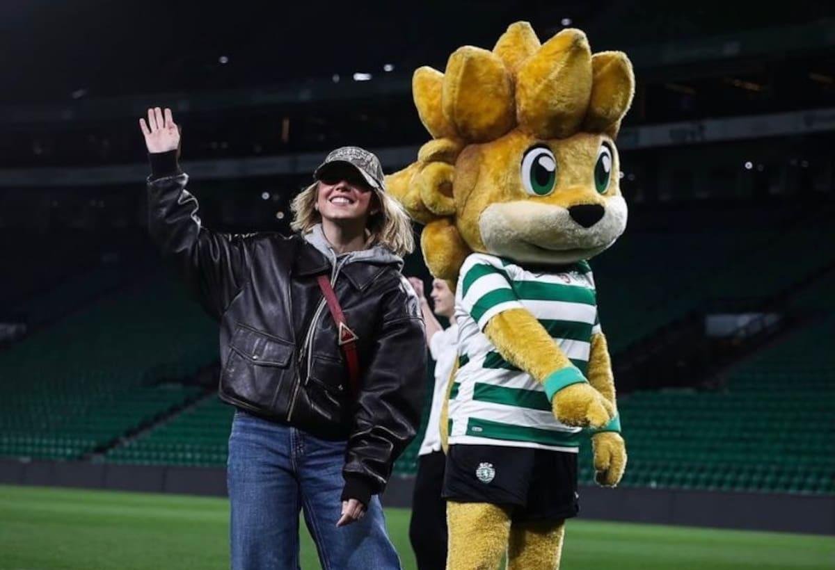 Sydney Sweeney apareció por sorpresa en el estadio del Sporting de Portugal y mostró su talento con la pelota