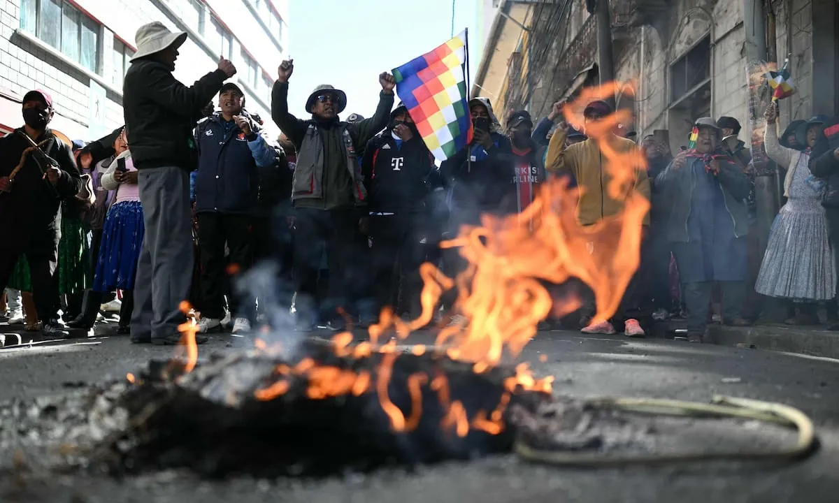 Bolivia expulsó a un grupo de legisladores y dirigentes argentinos observadores de la situación humanitaria