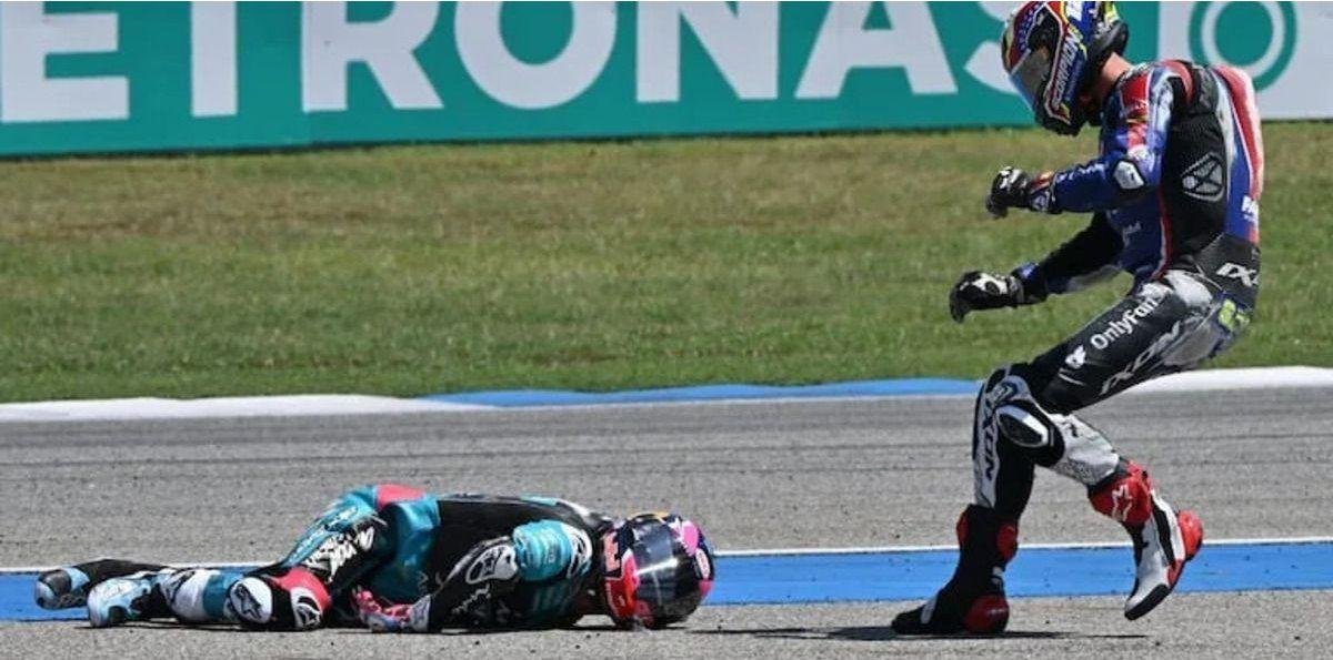 Dramático accidente en el motociclismo: David Alonso fue arrollado tras una caída en Tailandia
