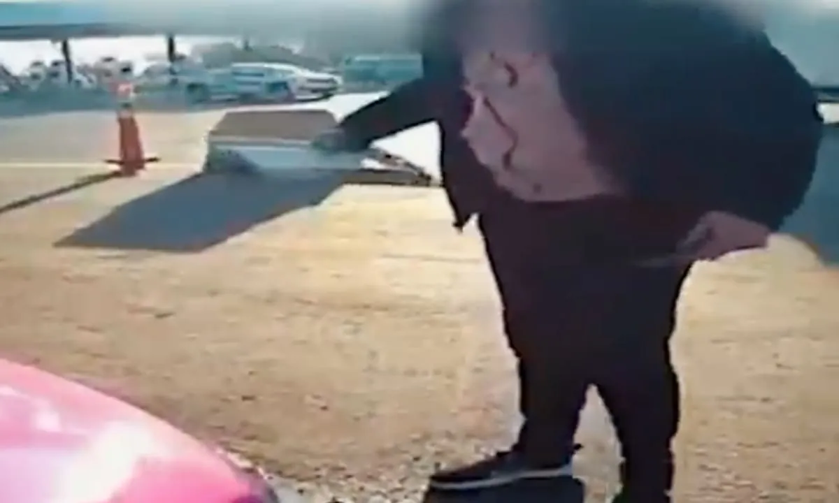 Le robó el acta y una bodycam a un inspector durante un operativo: fue inhabilitado de por vida para conducir