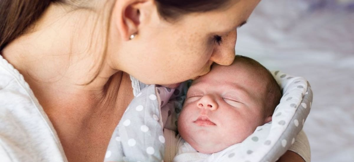 Es oficial | Por orden del Gobierno, el Registro Civil anotará a los hijos únicamente con el apellido de la madre si sus padres no están casados