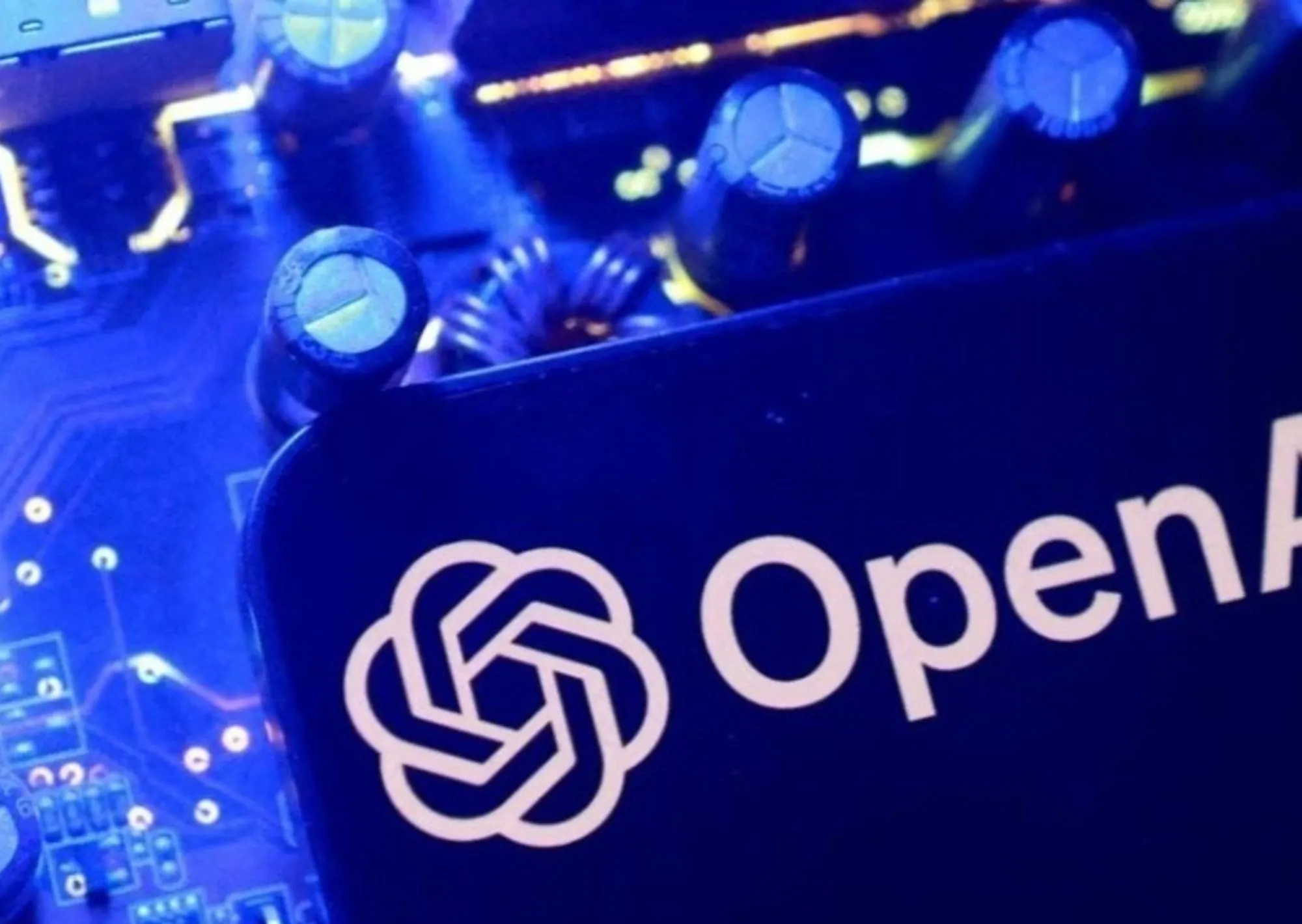 Alertan por autonomía de la IA: denuncian que OpenAI intentó acceder a webs de agencias del Gobierno de Estados Unidos sin autorización