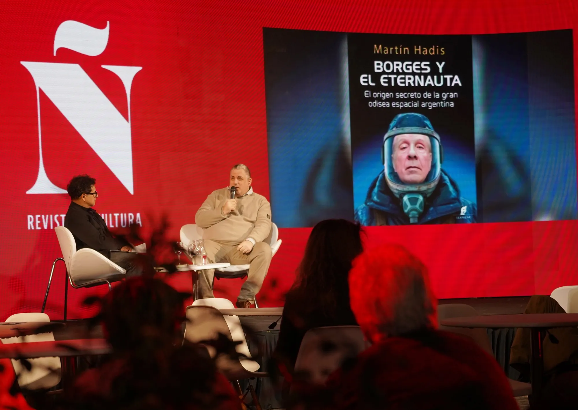 "El Eternauta es la novela que Borges no pudo escribir", dijo Martín Hadis en el espacio Clarín - Ñ