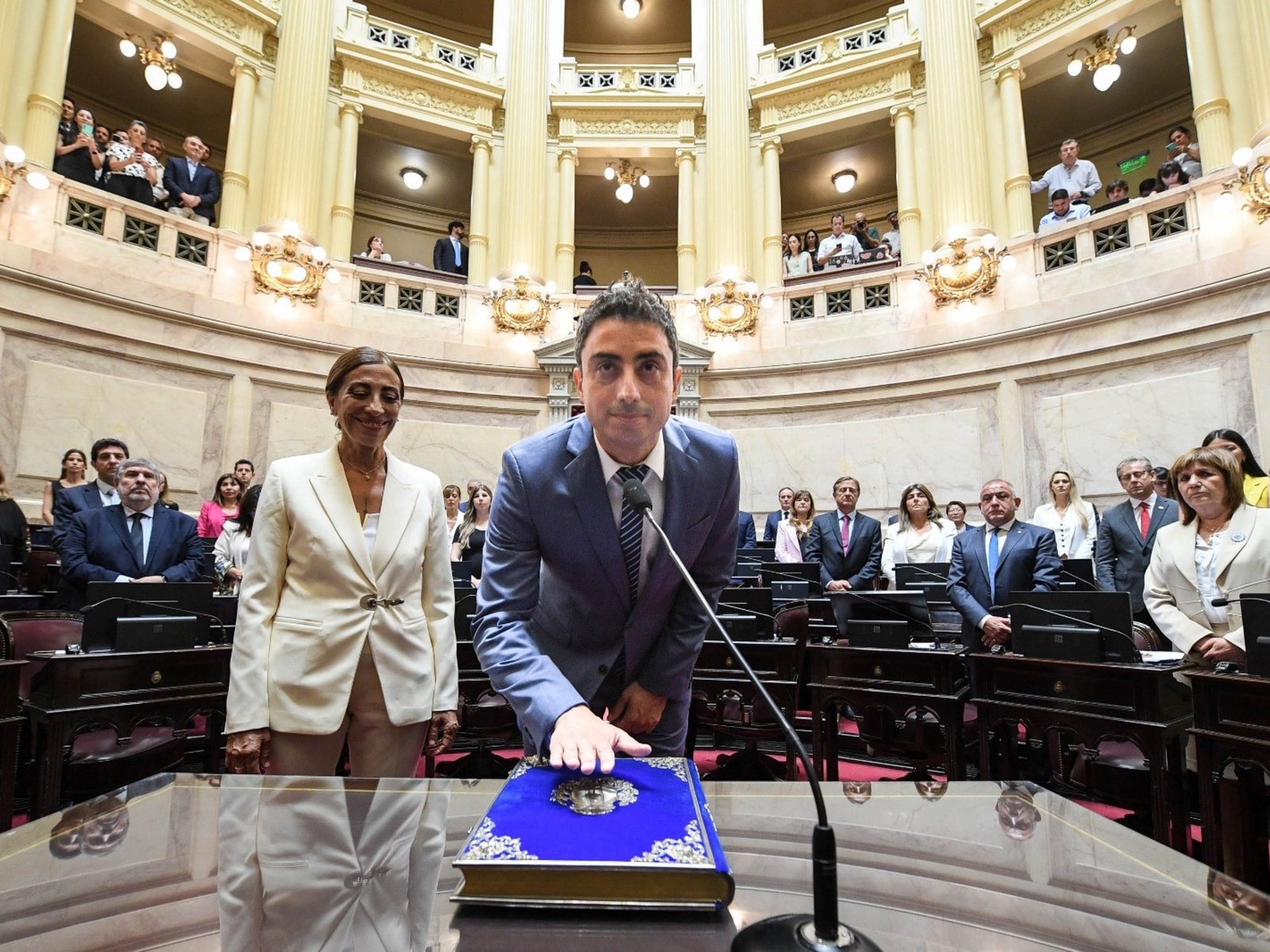 El nuevo mapa del Senado: jurГі el Гєltimo libertario y el oficialismo le disputa poder al peronismo