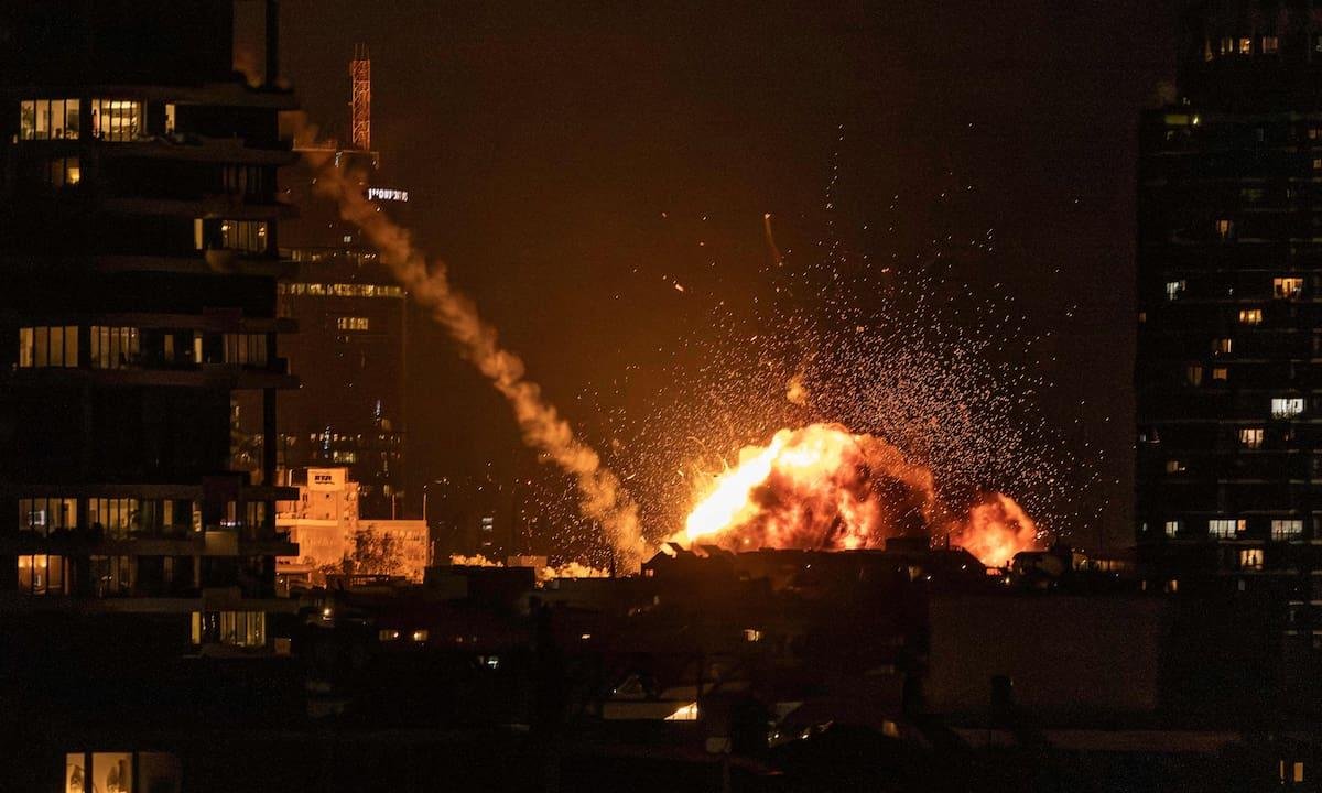 Estados Unidos e Israel lanzaron un ataque contra Irán: Trump confirmó la muerte del líder supremo y caen misiles en Tel Aviv