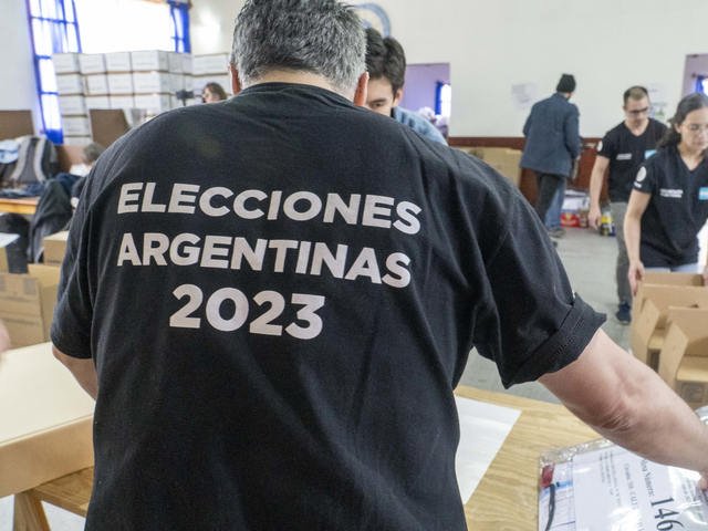 La CГЎmara Nacional Electoral confirmГі el procesamiento de cuatro agrupaciones polГ­ticas por apropiaciГіn de aportes pГєblicos