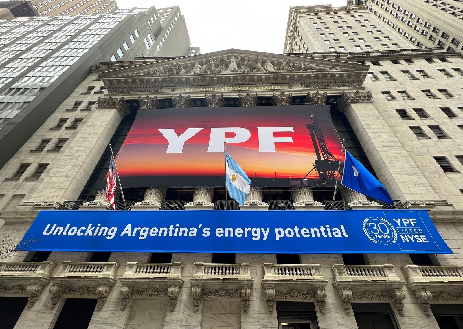 El Gobierno de Trump pidió que no declaren en desacato a Argentina en la causa por YPF