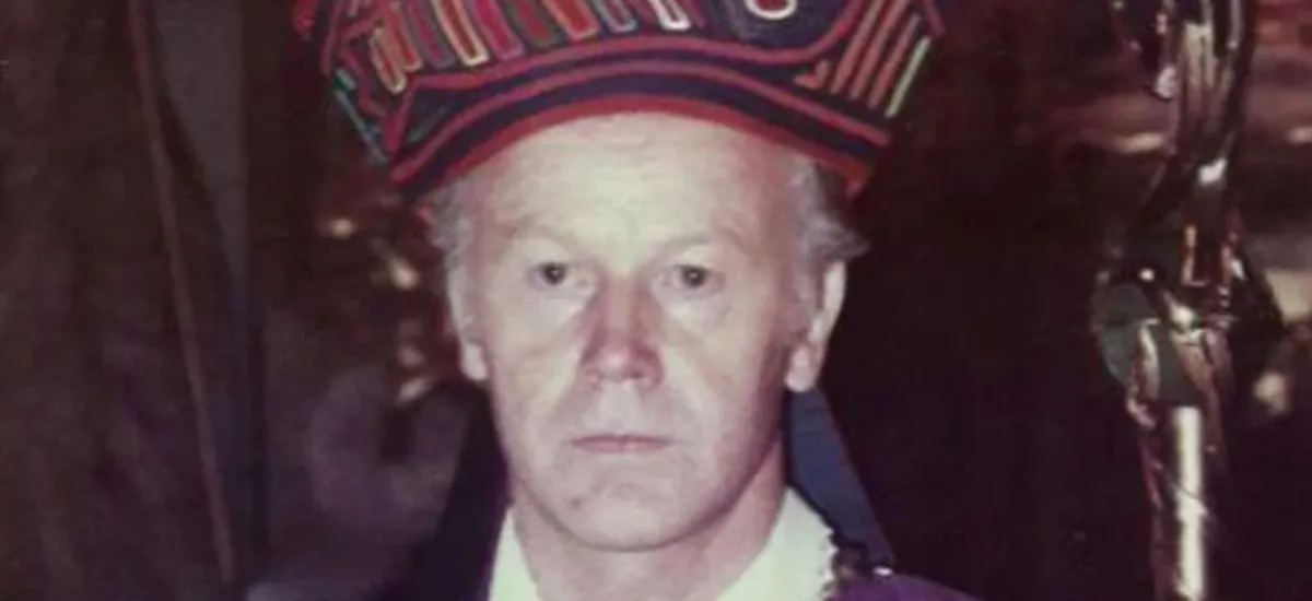 Un informe alemán reveló 16 denuncias por abuso sexual contra un ex obispo en Ecuador y desató el pedido de retirar sus honores