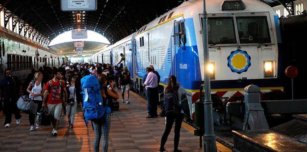 Trenes: advierten que los servicios a las provincias se redujeron a la mitad durante la era Milei