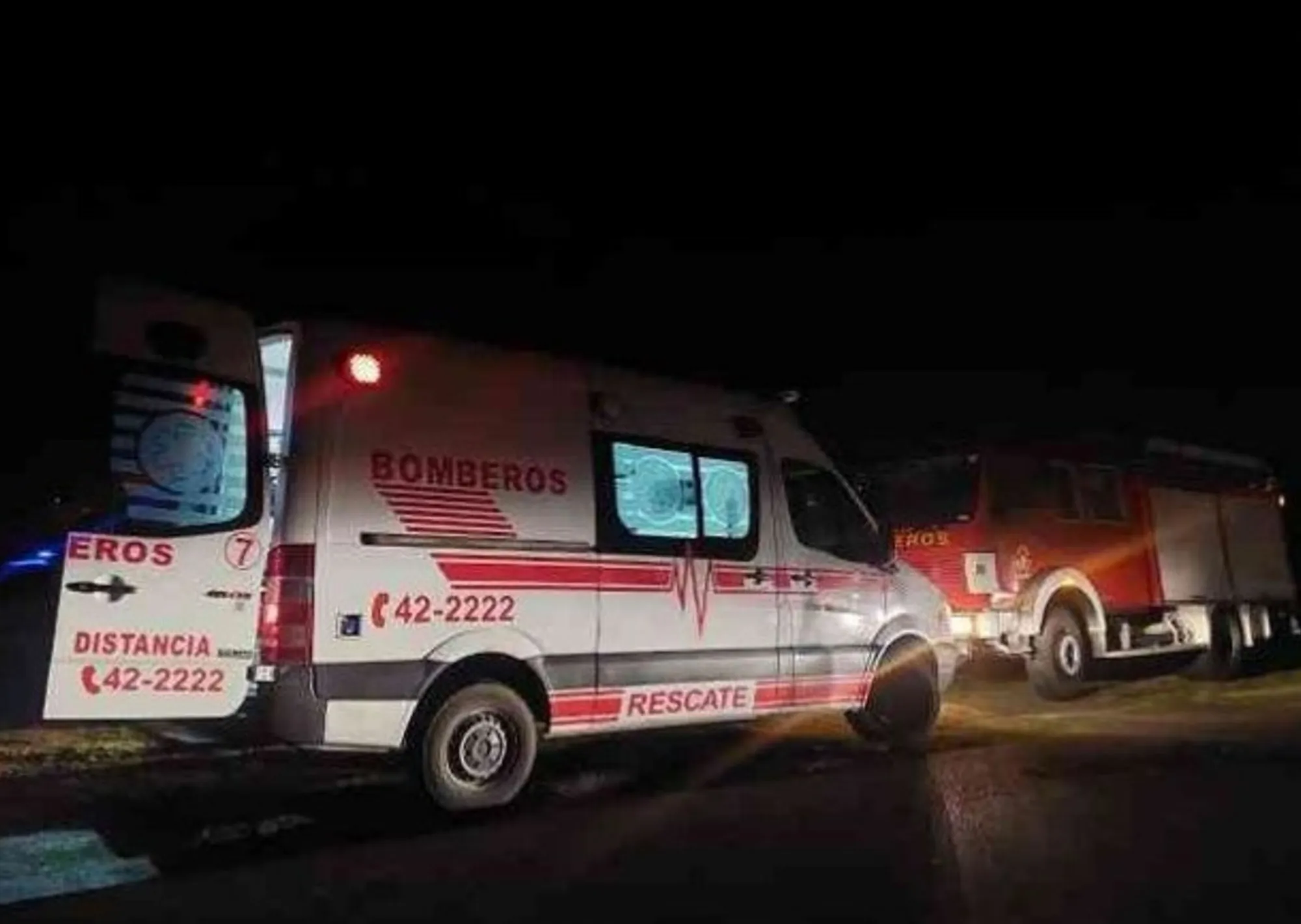 Tragedia vial en Luján: hay siete muertos por el choque entre un auto y un camión