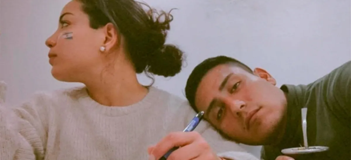 El acusado del femicidio en San Juan dijo que su pareja “se puso loca y se acuchilló”: qué reveló la autopsia