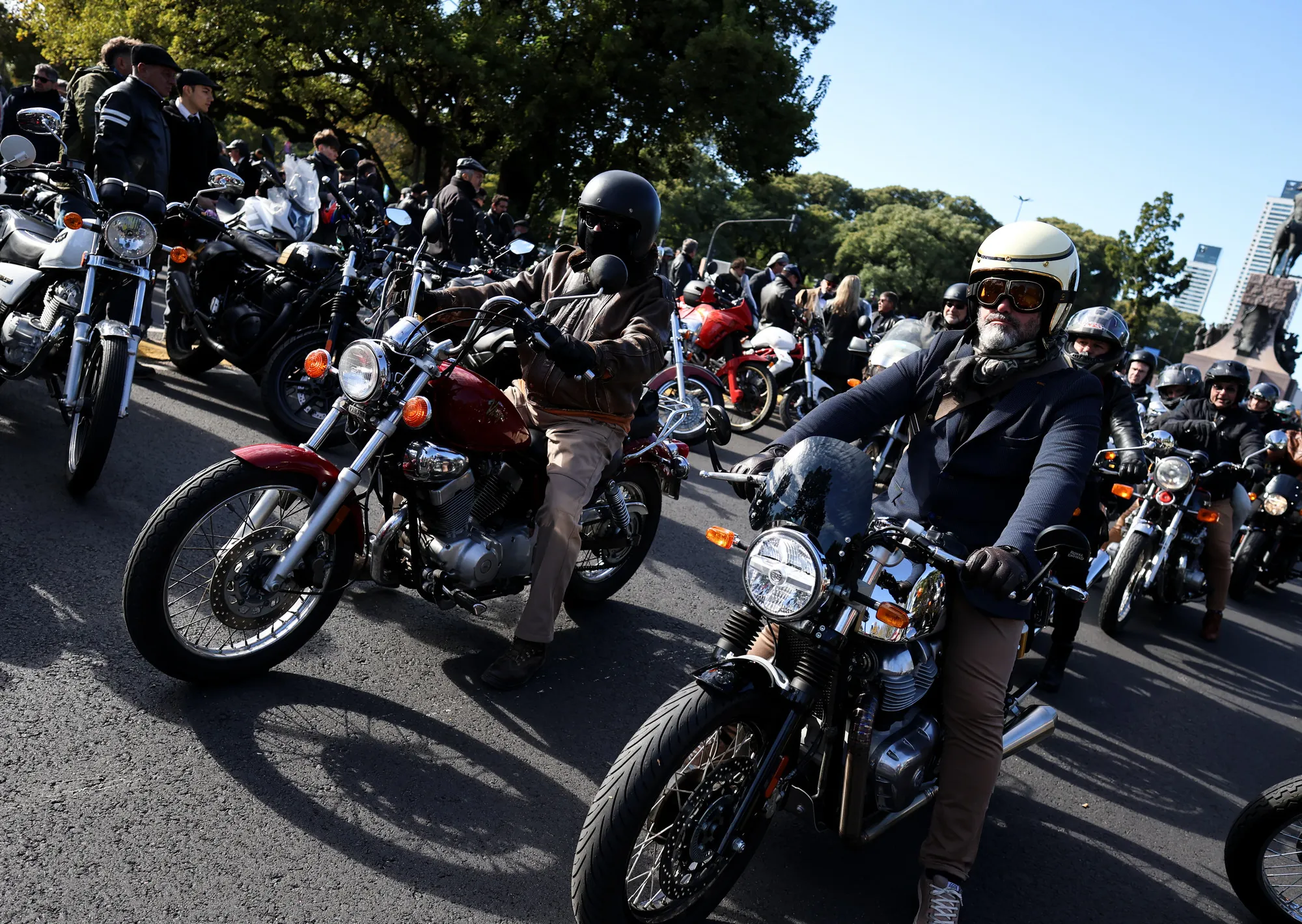 Una caravana récord de motos recorrió Buenos Aires para concientizar sobre los problemas de salud de los varones