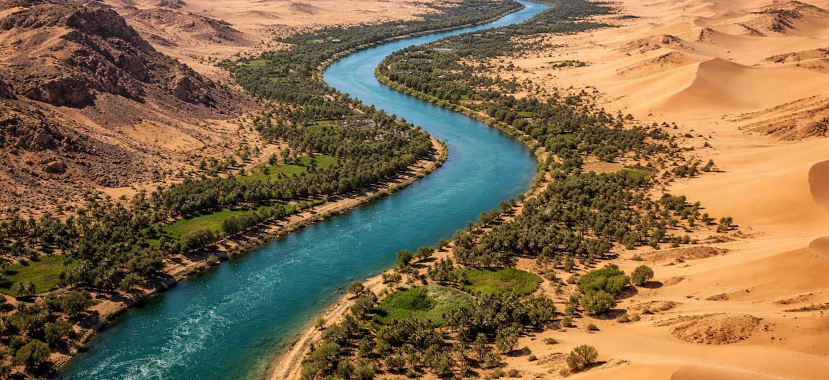 Construyen la obra más importante de la historia: crean un río de más de 130 km en el medio del desierto y es el máximo orgullo del país