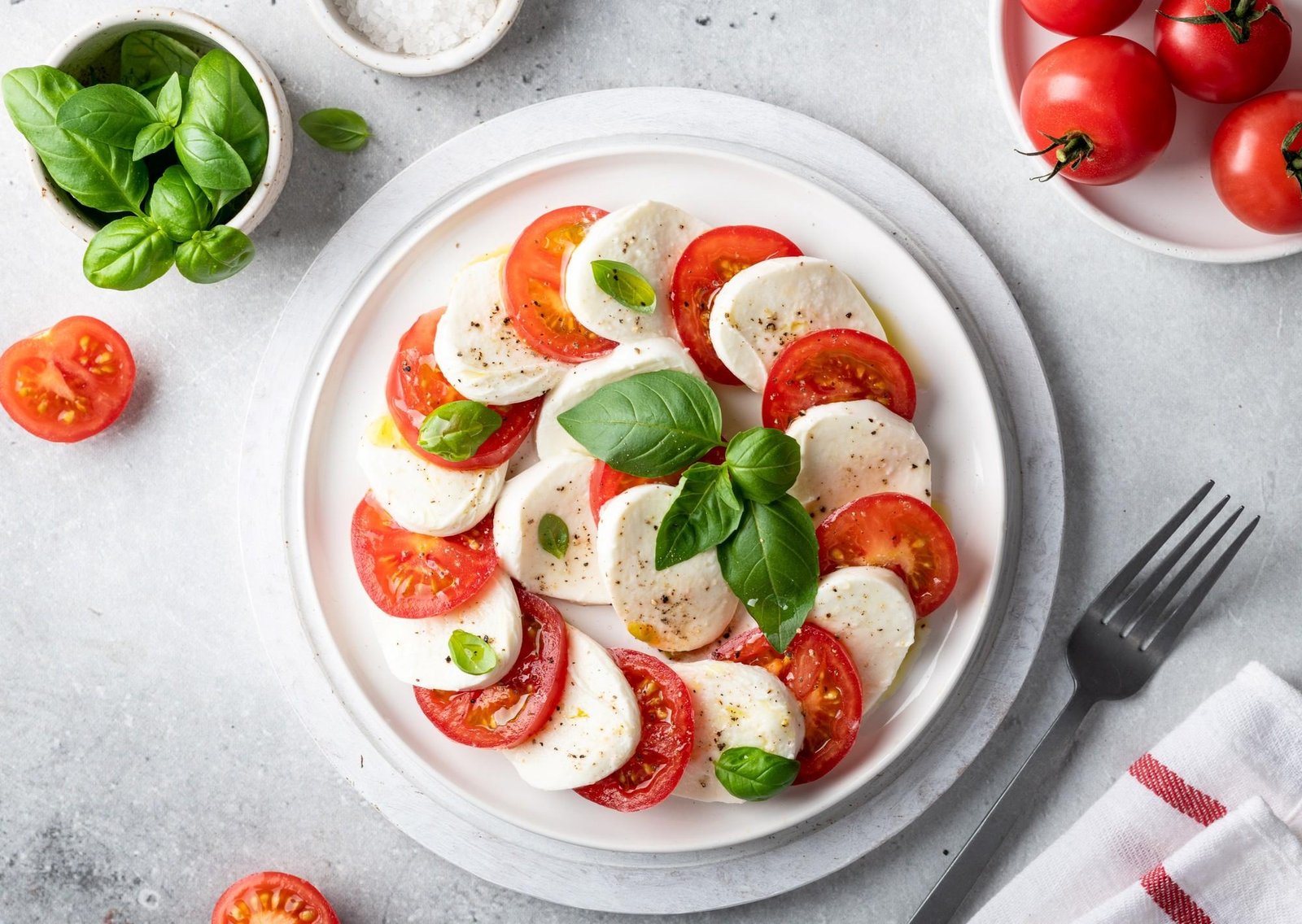 10 recetas fáciles y rápidas con tomates para aprovechar su buen precio en verano