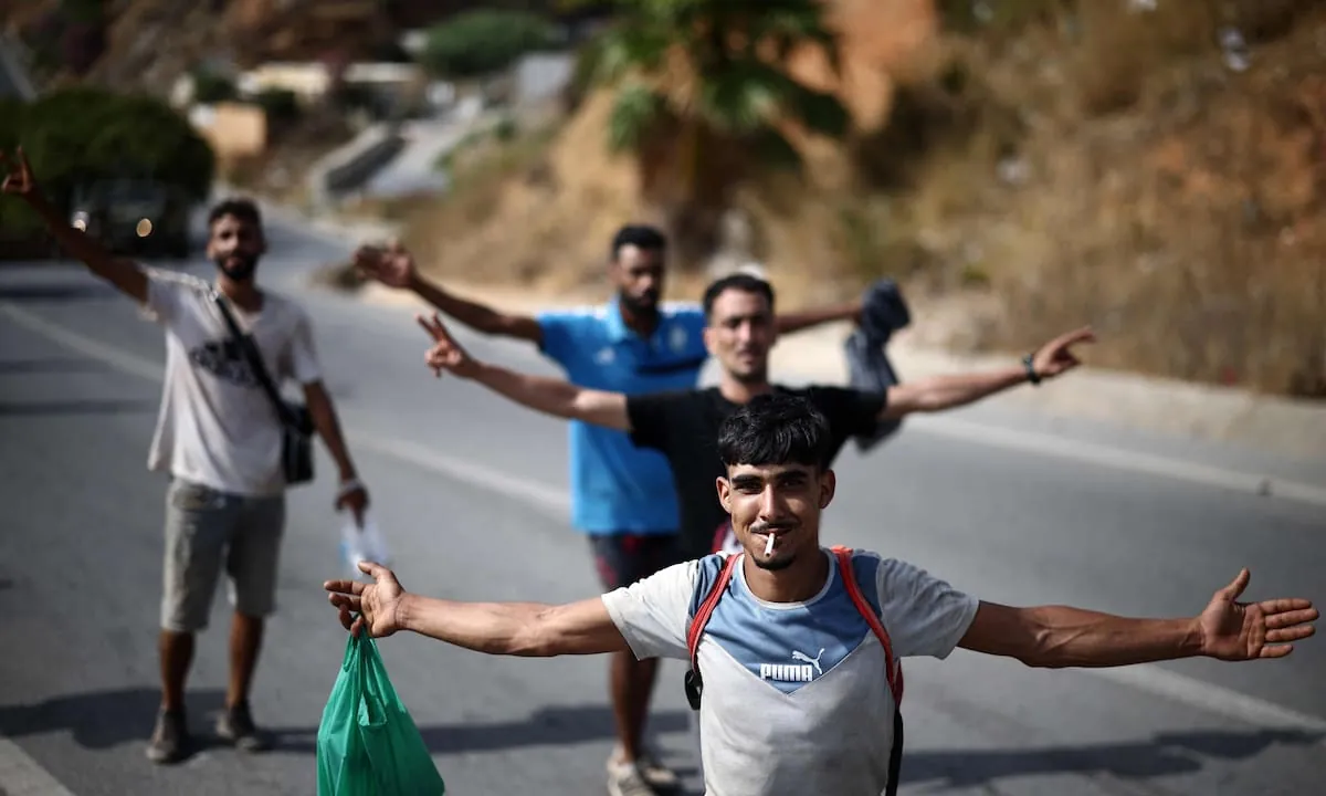 La Unión Europea convoca a una reunión de emergencia y España refuerza la frontera en Ceuta