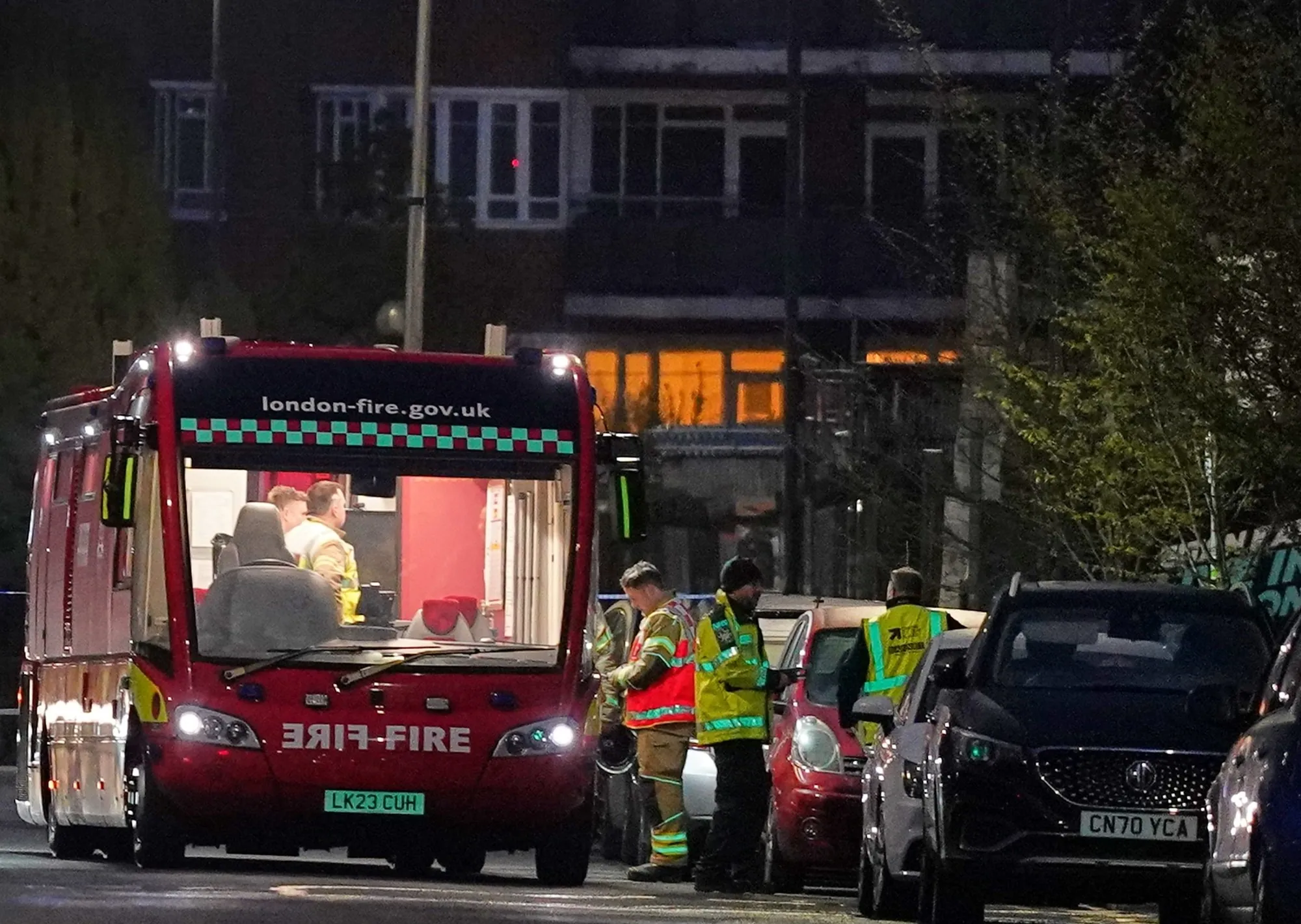Incendiaron ambulancias de un servicio de emergencias judío en Londres e investigan un posible "delito antisemita"