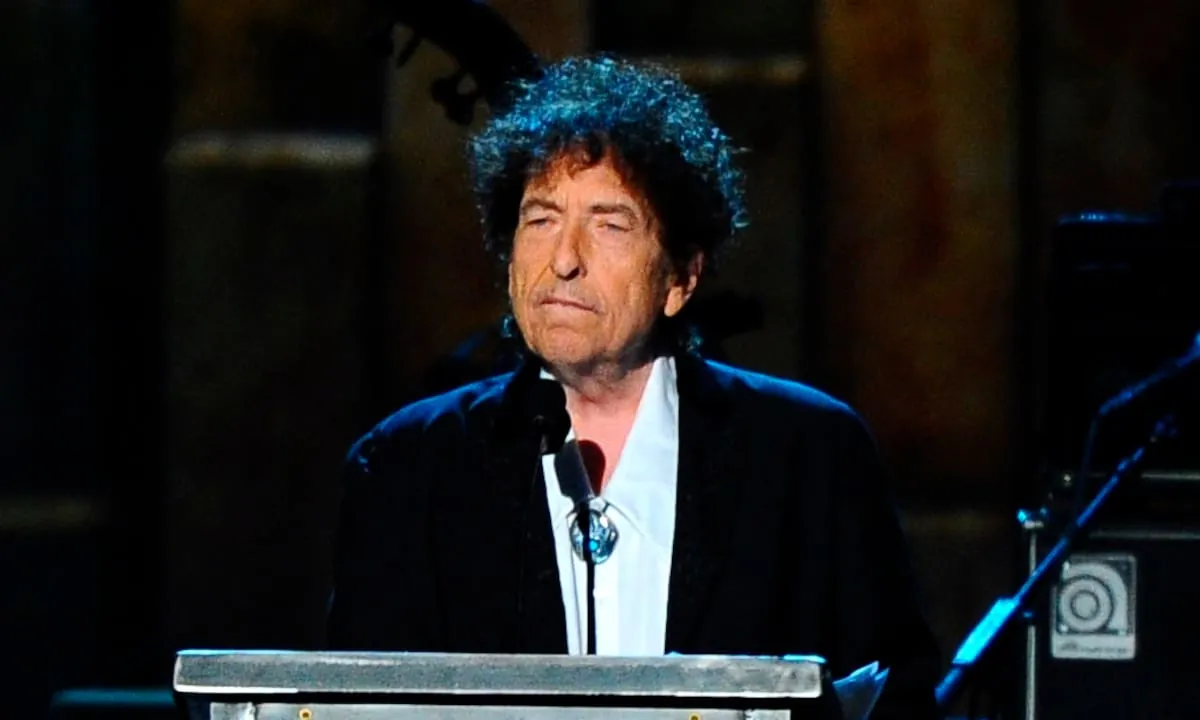Bob Dylan: “Un hombre es un éxito si se levanta por la mañana y hace lo que quiere hacer”