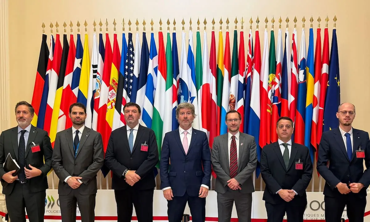El juez Lijo y el ministro Mahiques participan juntos de un encuentro del GAFI en París