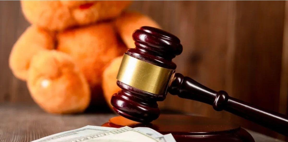 Caso insólito en Neuquén: los tíos deben pagar la cuota alimentaria por incumplimientos del padre