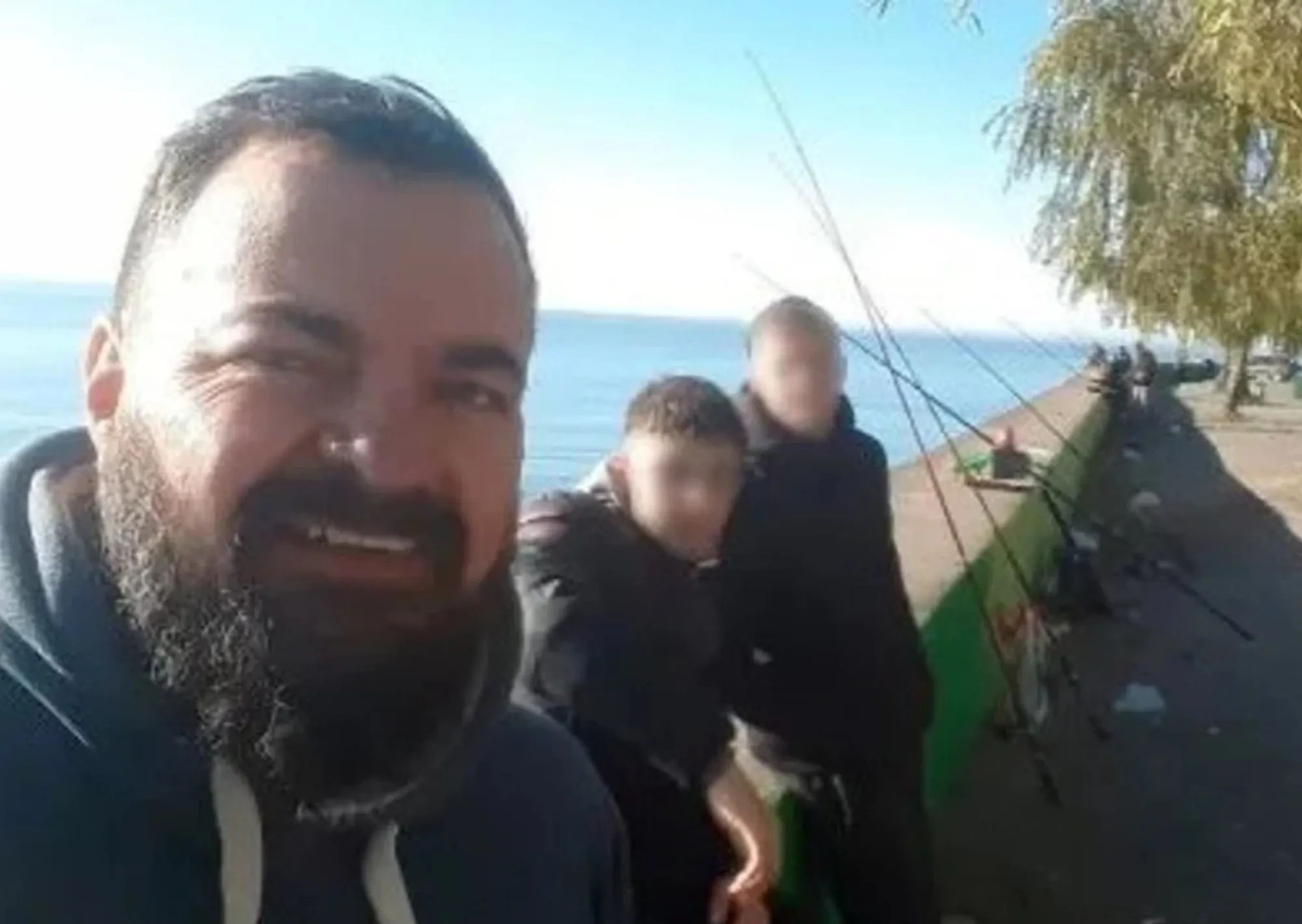 Encontraron el cuerpo de uno de los pescadores desaparecidos flotando en el Río de la Plata