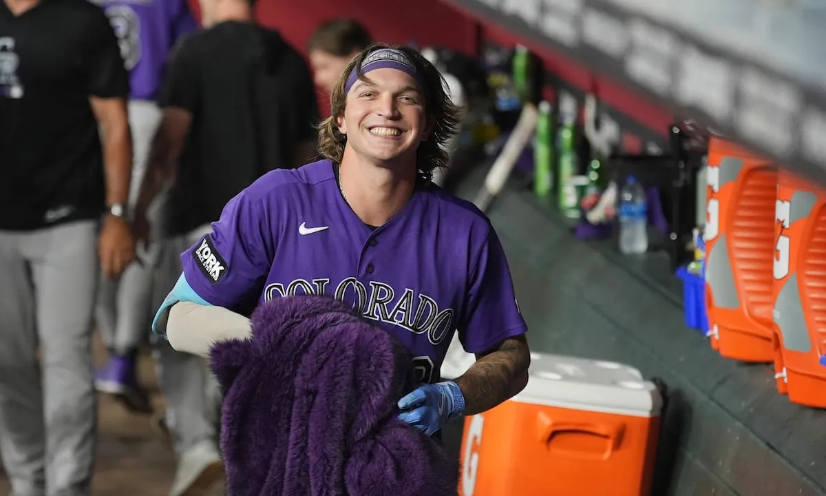 Rockies superan descontrol y, con jonrones, se imponen 6-4 a Diamondbacks