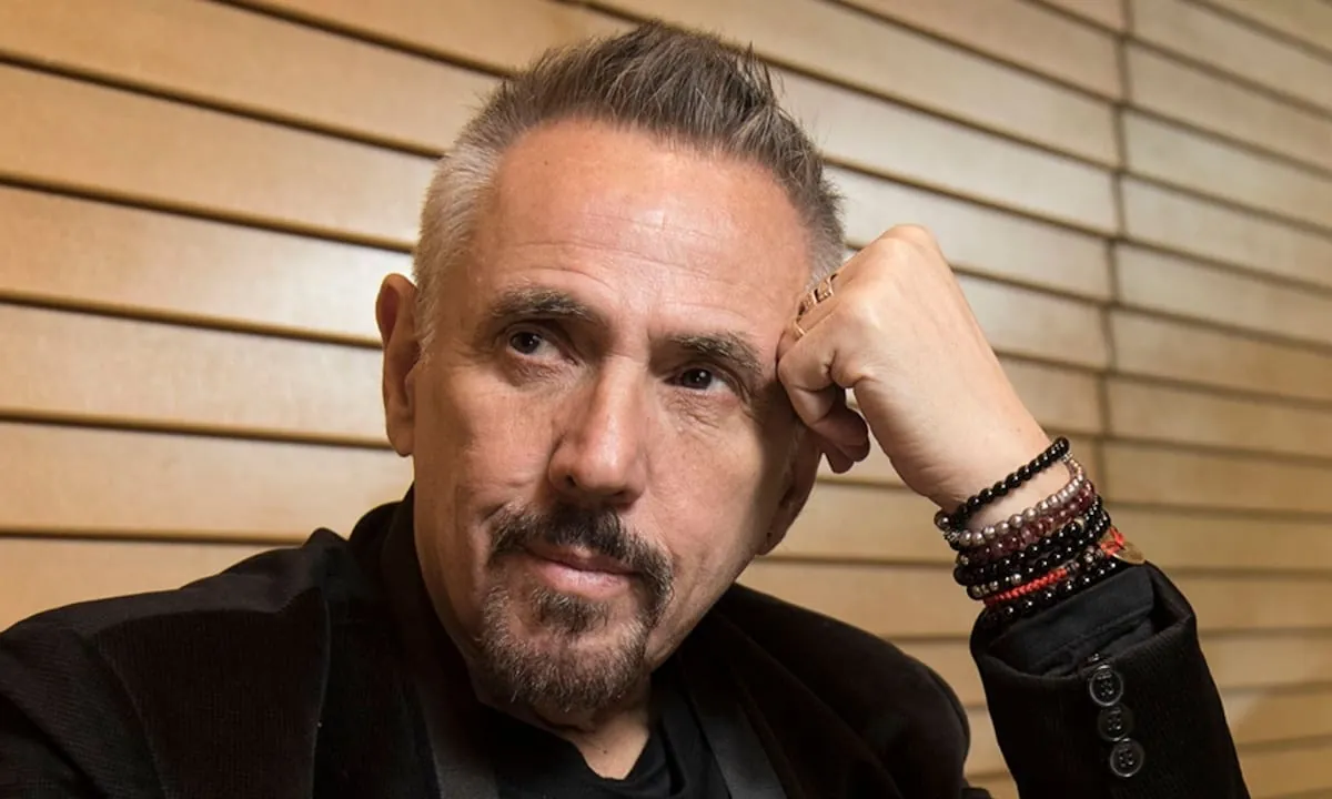 Alejandro Lerner comparó a la Argentina con “una mujer abusada”: “El país fue violado”