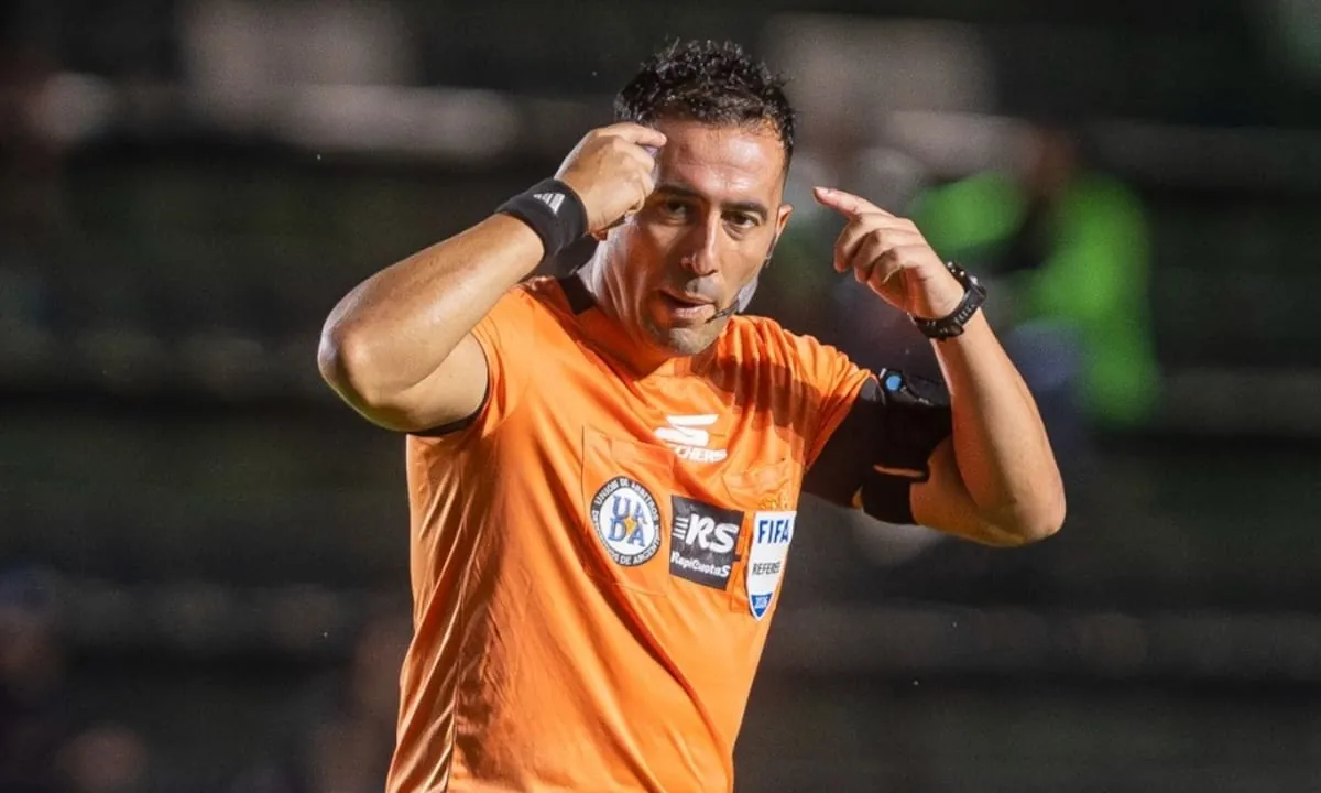 Las ternas arbitrales para los playoffs del torneo Apertura: con el sobrino de Beligoy y el árbitro implicado en los chats