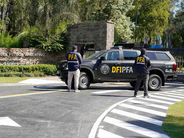 QuiГ©nes son los cuatro barilochenses investigados junto a Javier Faroni y su esposa por el escГЎndalo de la AFA