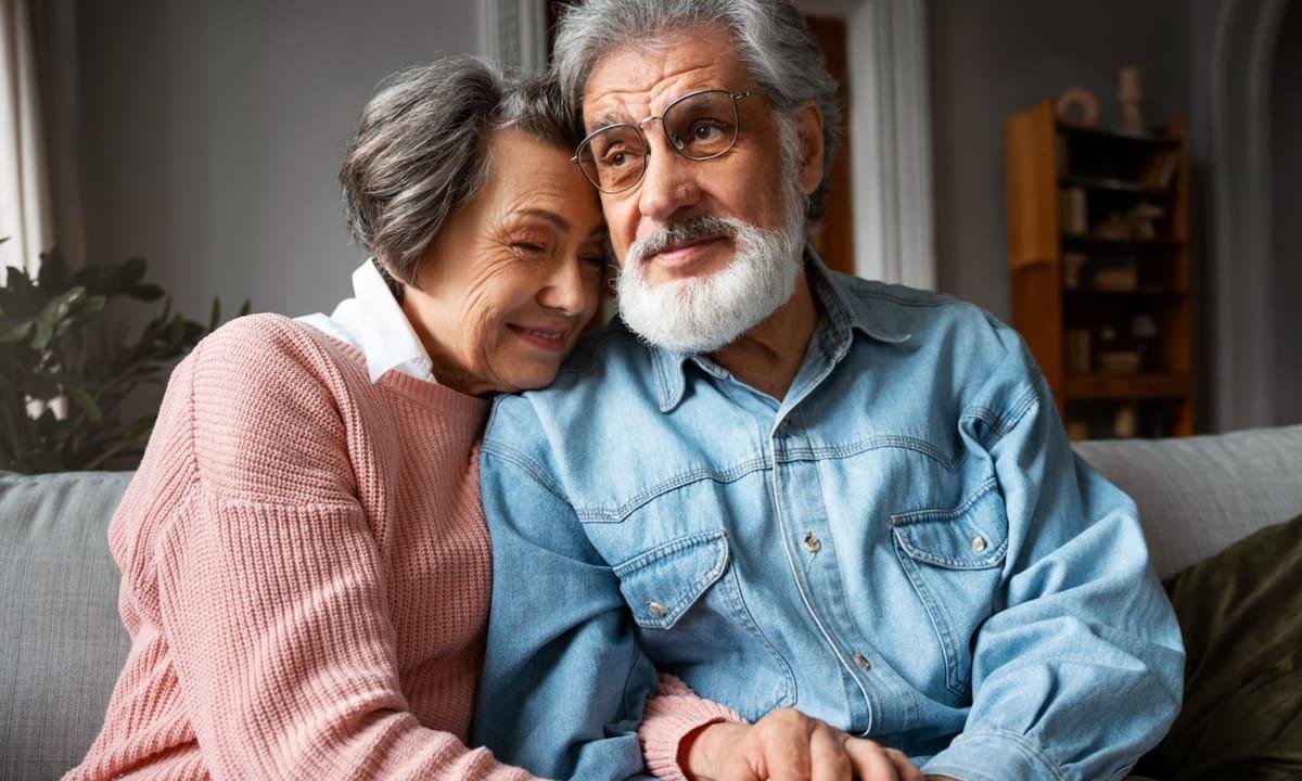 Alivio histórico en California: el plan para que dueños de casa mayores de 60 años dejen de pagar impuestos